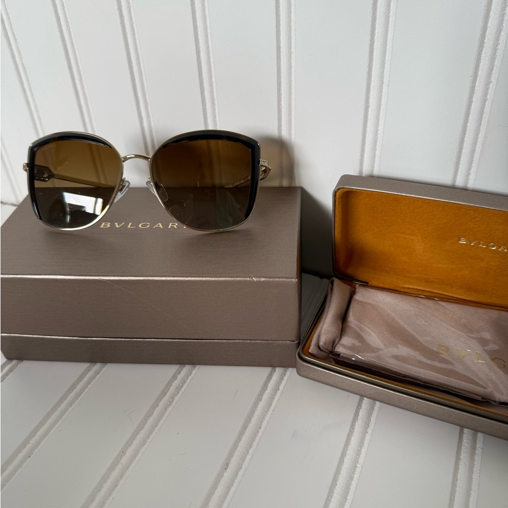 Bvlgari Sunglasses with Brown Lenses and Case
